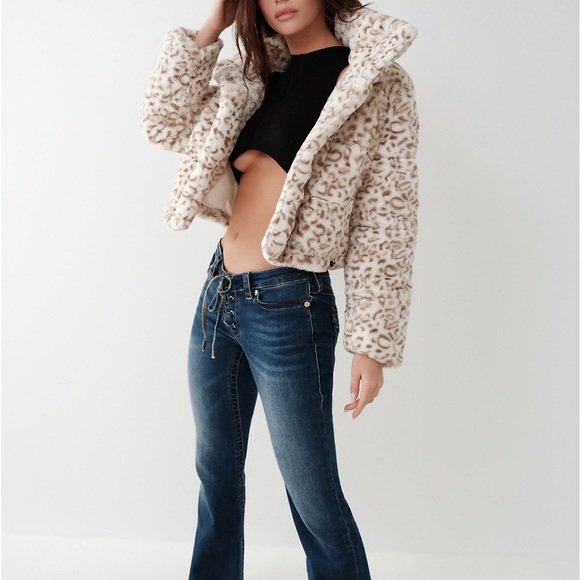 TRUE RELIGION FAUX FUR JACKET - Picture 4 of 5